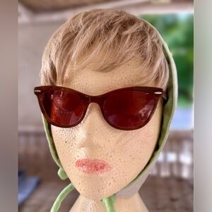 Unmarked High Quality Sunnies, Sunglasses •Retro or Vintage •